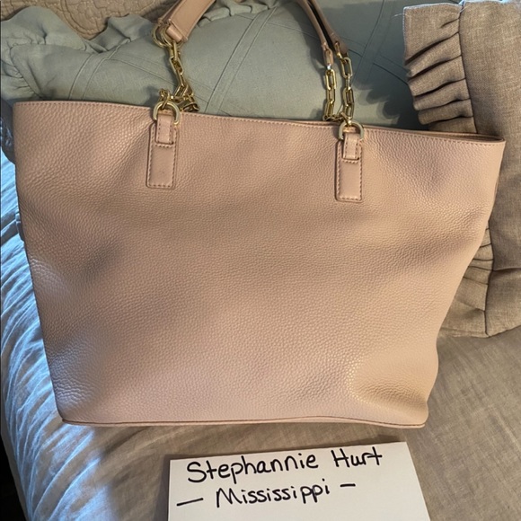 Tory Burch leather handbag. - Picture 3 of 4